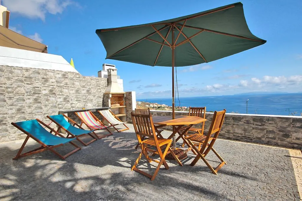 Villa Araujo Da Costa By Hr Madeira Garajau